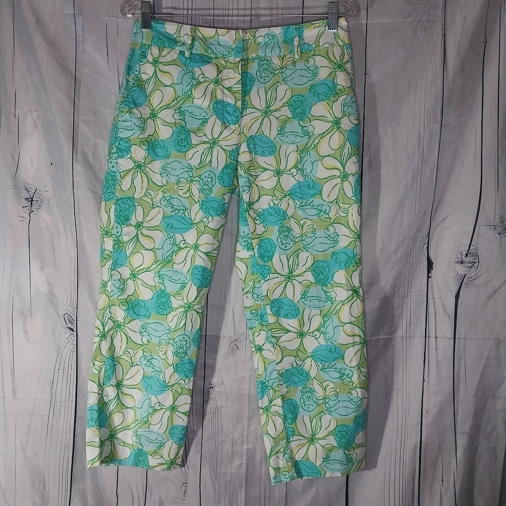 Lilly Pultizer Guava Green Floral And Crab Print Women's Capri's Size 4 Vintage
